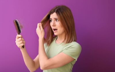 Caduta capelli stagionale: come contrastarla